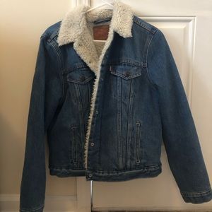 Levi’s sherpa-lined denim jacket